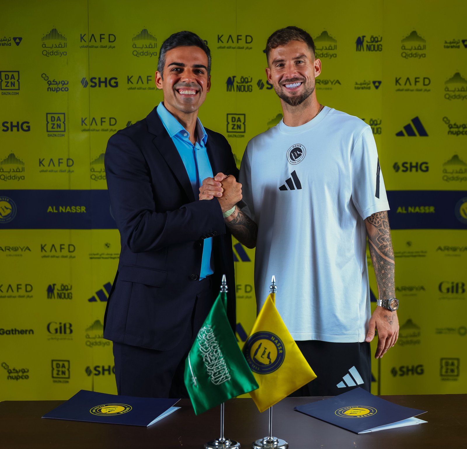 Tinggalkan Barcelona, Inigo Martinez Akui Susah Tolak Godaan Uang Al Nassr