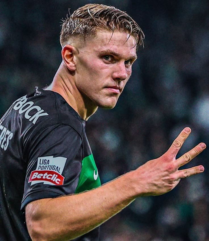 Plot Twist Terbaru, Viktor Gyokeres Ancam Mogok Main di Sporting Kalau Gak Dilepas ke Manchester United