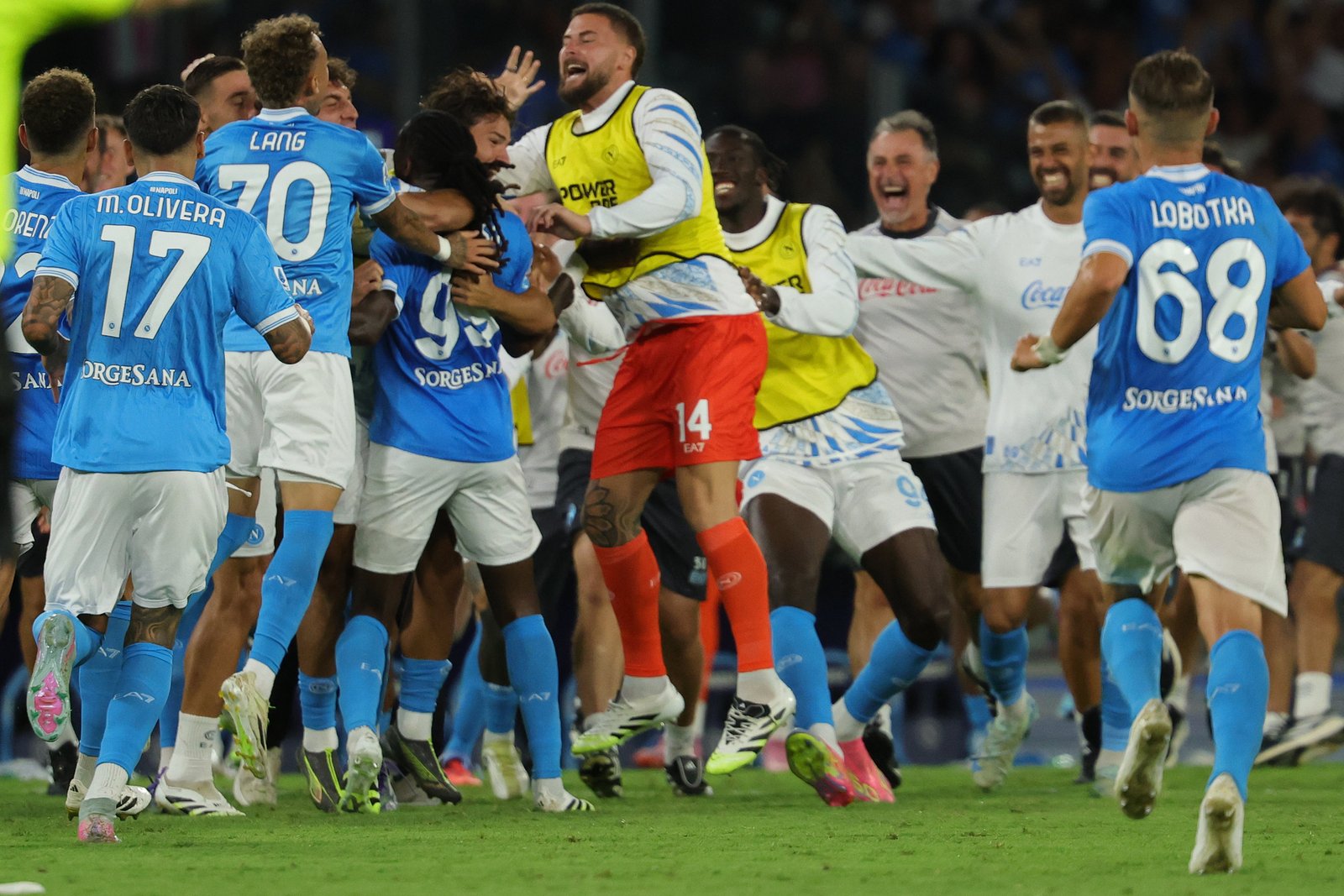 Hasil dan Klasemen Liga Italia: Napoli Menang Tipis Lawan Cagliari