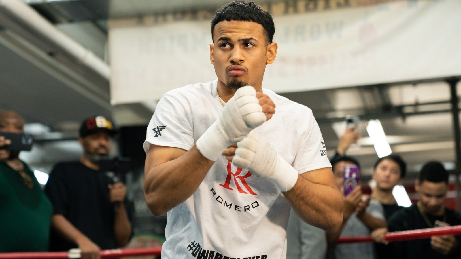 Hasil Tinju Dunia: Menang Angka Mutlak, Rolly Romero Kalahkan Ryan Garcia Jadi Juara Welter WBA