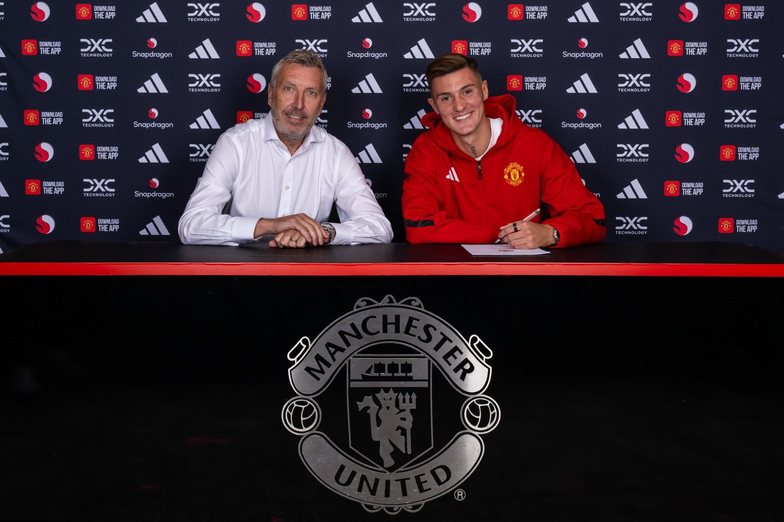 Manchester United Resmi Datangkan Benjamin Sesko dari RB Leipzig