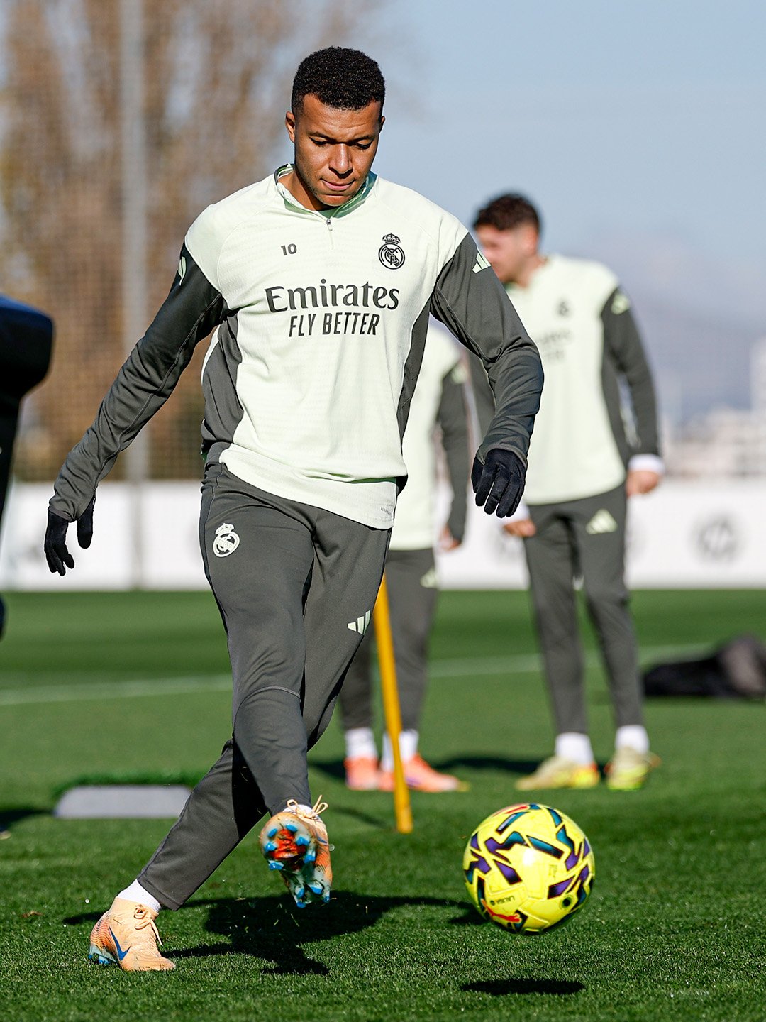 Link Nonton Siaran Langsung Liga Spanyol: Alaves vs Real Madrid