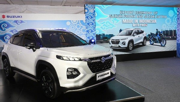 Keren, Suzuki Resmi Ekspor Perdana Mobil Fronx dan Motor Satria