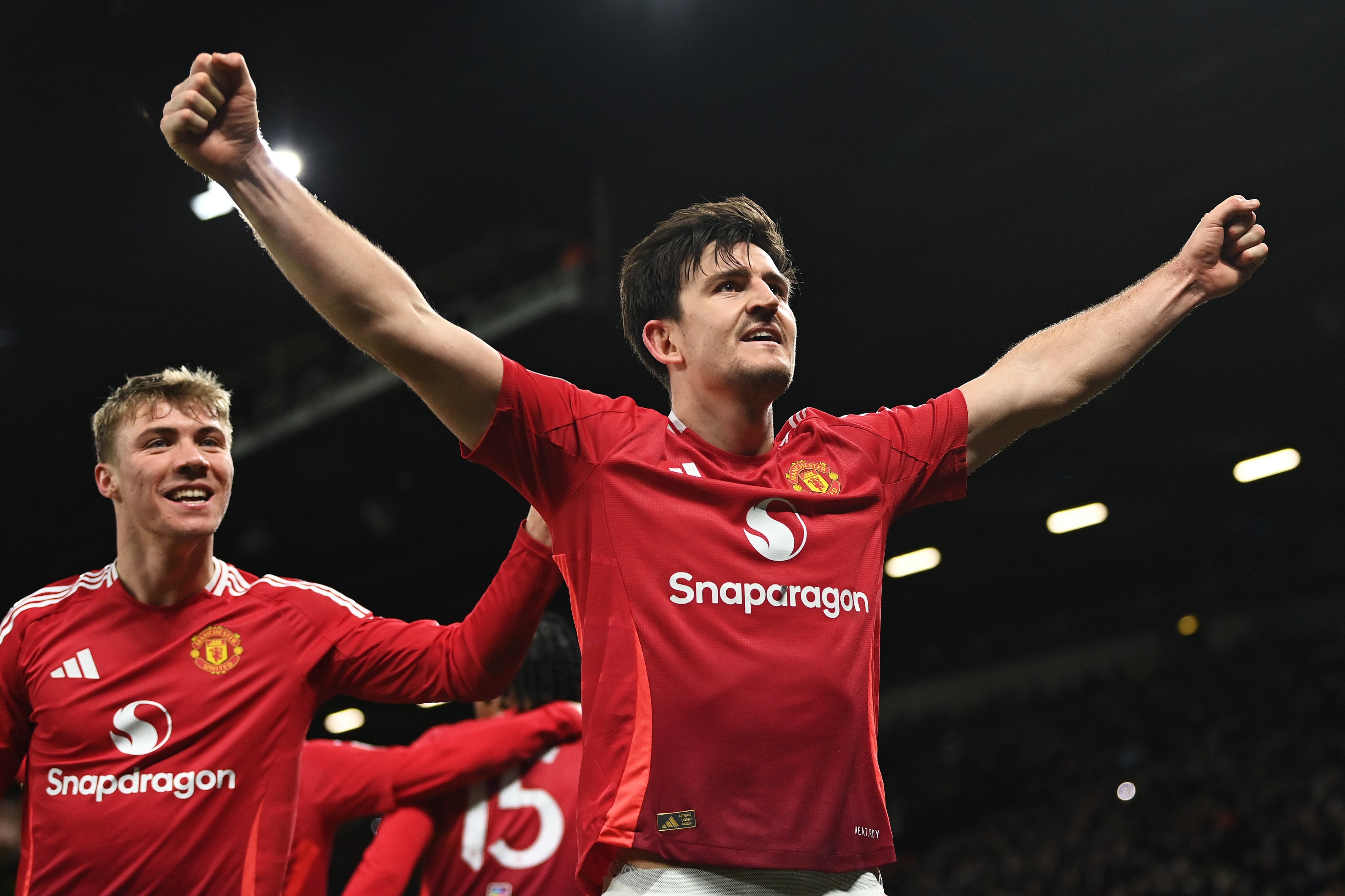 Manchester United vs Leicester City: Ruud van Nistelrooy Geram Wasit Biarkan Gol Offside Harry Maguire