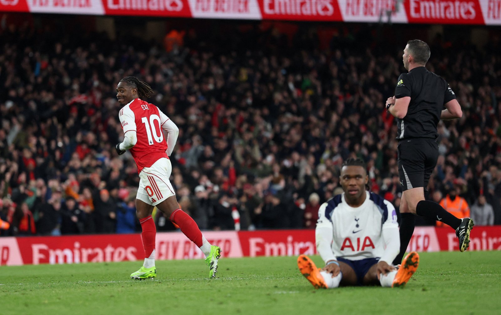 Hasil dan Klasemen Liga Inggris: Eberechi Eze Hattrick, Arsenal Libas Tottenham 4-1
