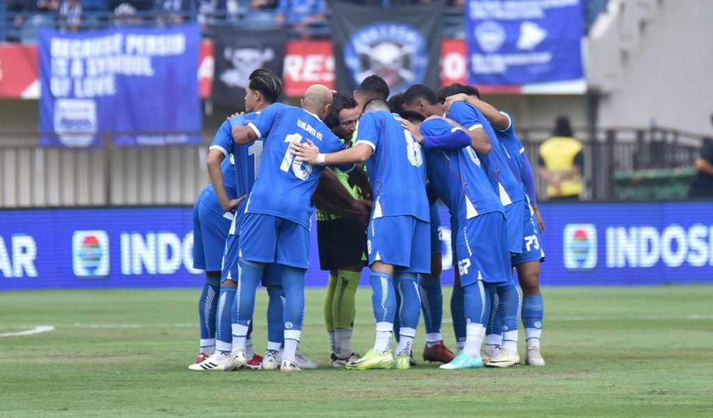 Respon Persib Soal Klub Boleh Daftarkan 11 Pemain di Super League