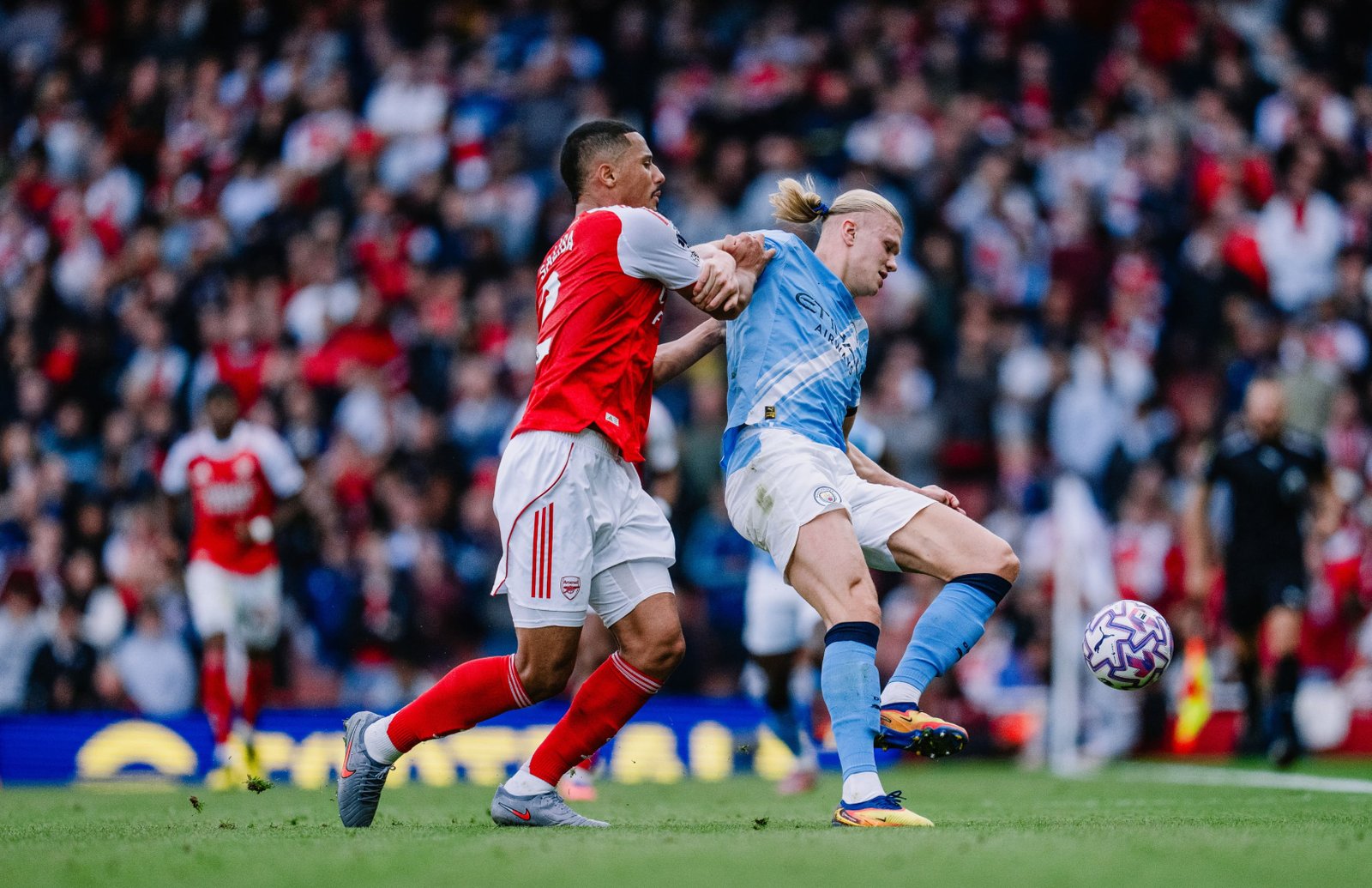  Hasil dan Klasemen Liga Inggris: Arsenal dan Manchester City Cuma Berbagi Poin