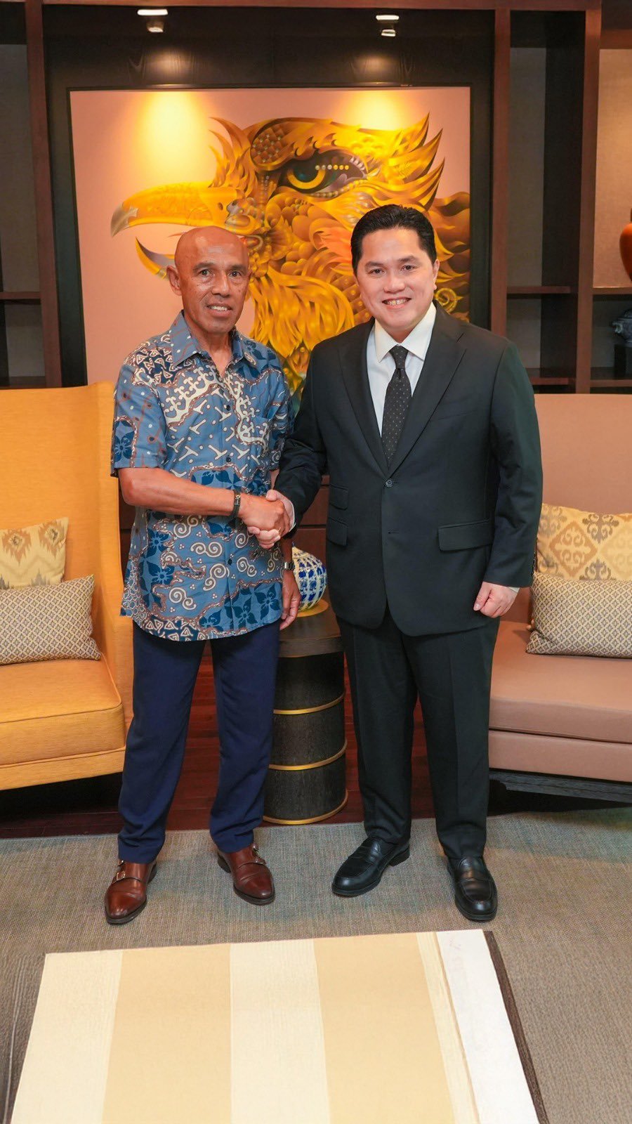 Erick Thohir Yakin Simon Tahamata Bisa Temukan Talenta Pemain Terbaik untuk Timnas Indonesia