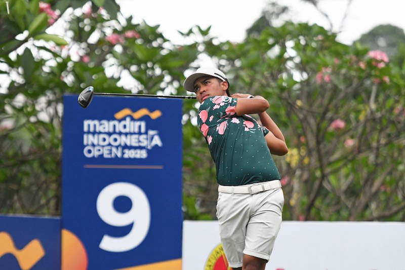 Pegolf Malaysia Shahriffuddin Ariffin  Sodok Posisi Teratas