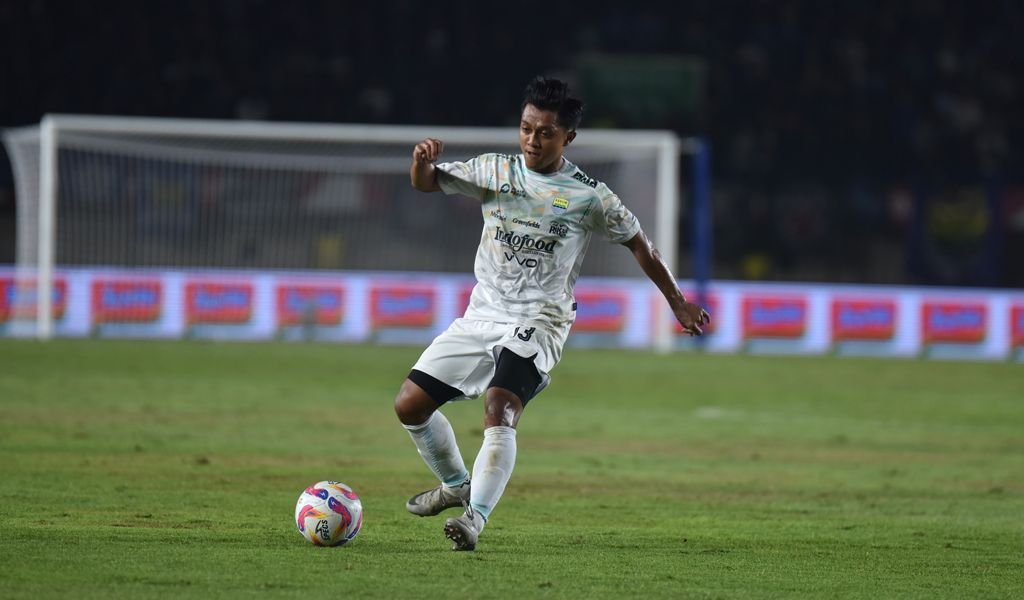 Bojan Hodak Komentari Peran Baru Febri Hariyadi di Persib, Sudah Oke?