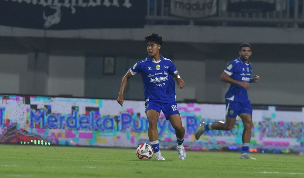 Debut Tak Disangka Nazriel Alfaro Bersama Persib