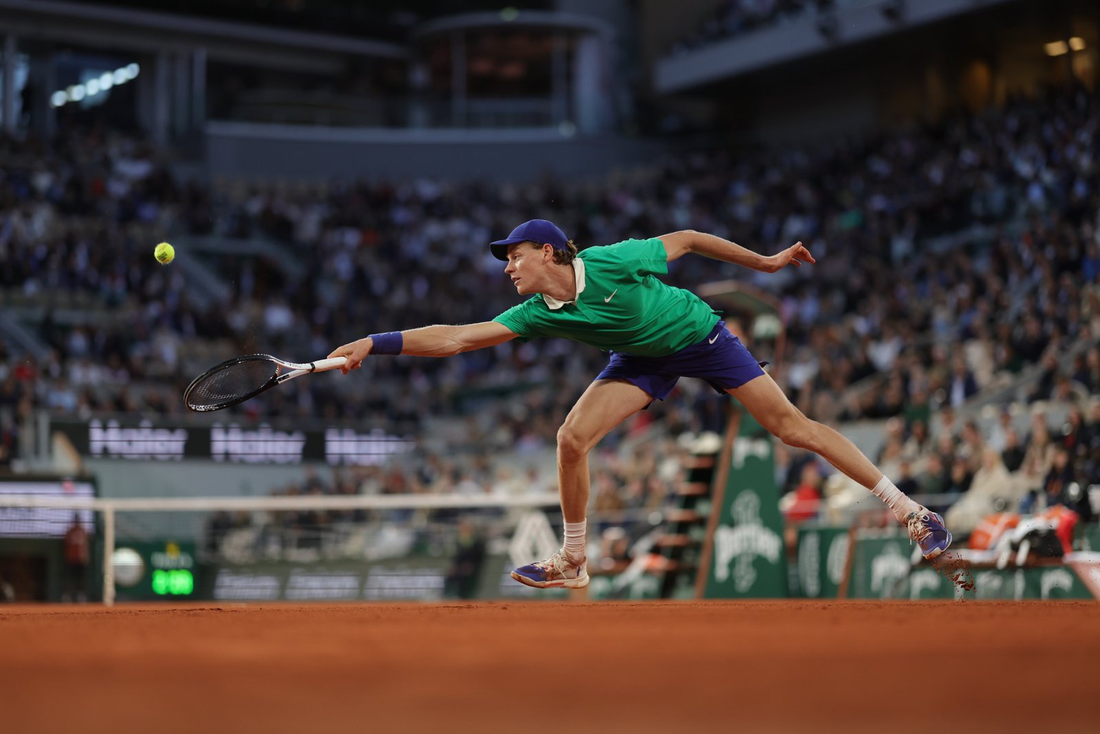 Hasil French Open: Jannik Sinner Hentikan Langkah Ambisius Novak Djokovic