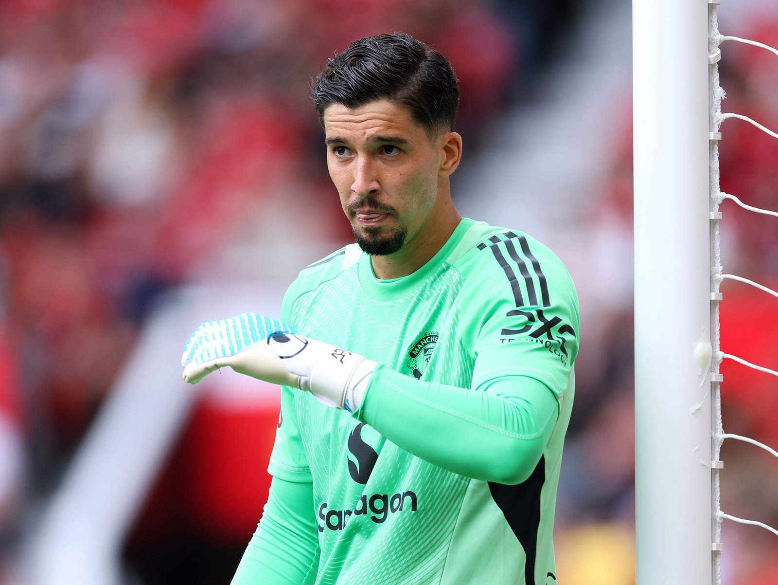 Manchester United vs Arsenal: Ruben Amorim Komentari Blunder Altay Bayindir