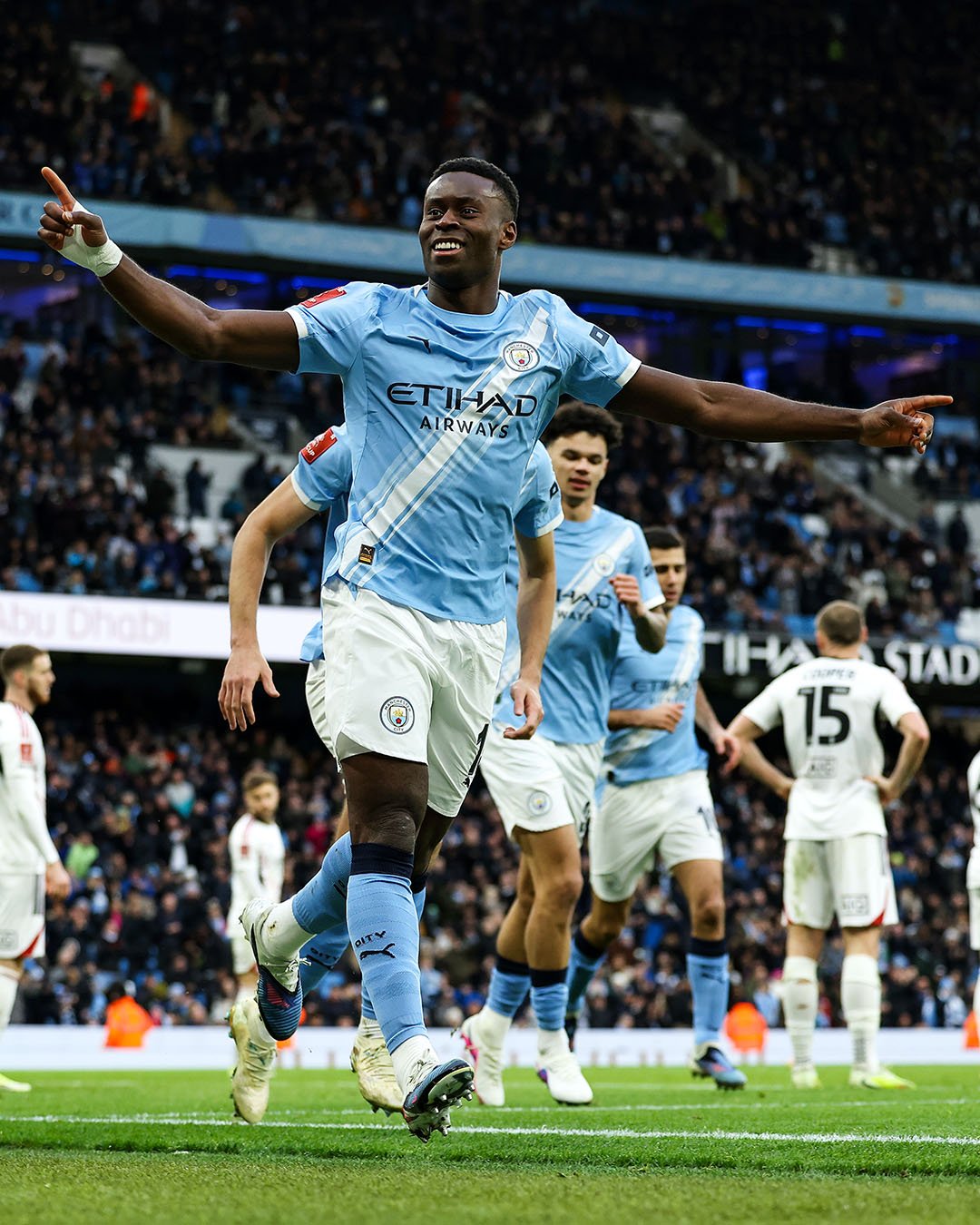 Sikat Salford City 2-0, Manchester City ke Putaran Lima Piala FA