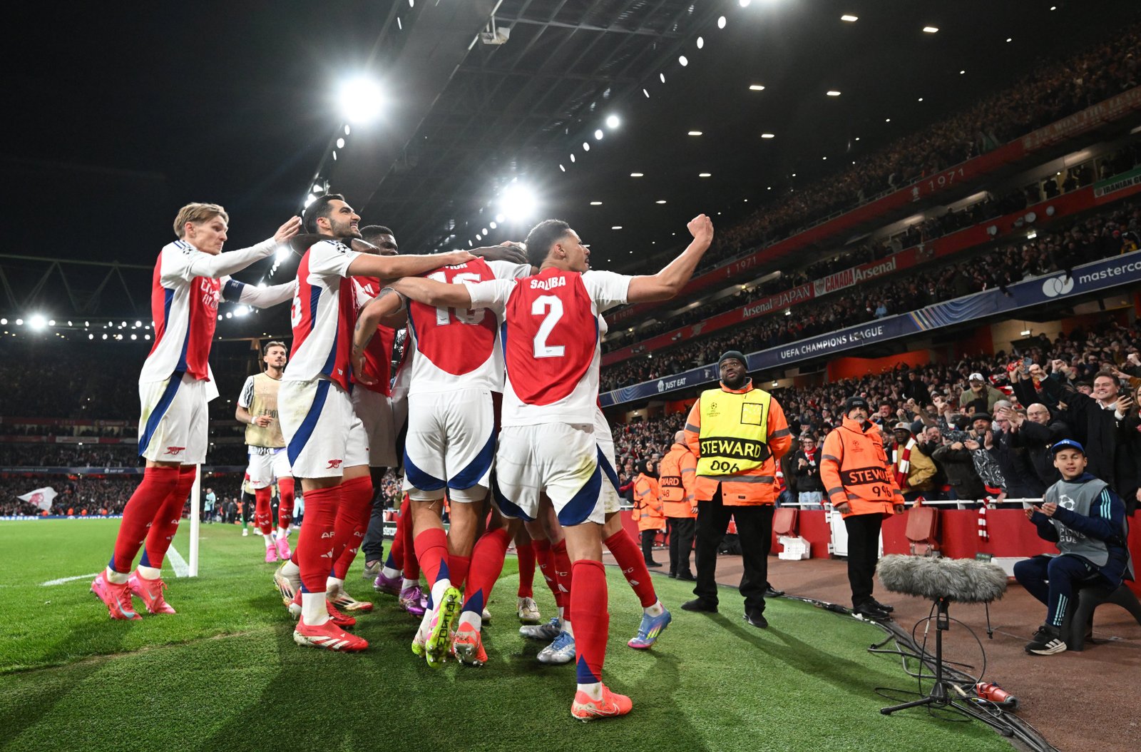 Hasil Liga Champions: Arsenal Permak Real Madrid 3-0, 2 Tendangan Bebas Declan Rice Bikin Geger