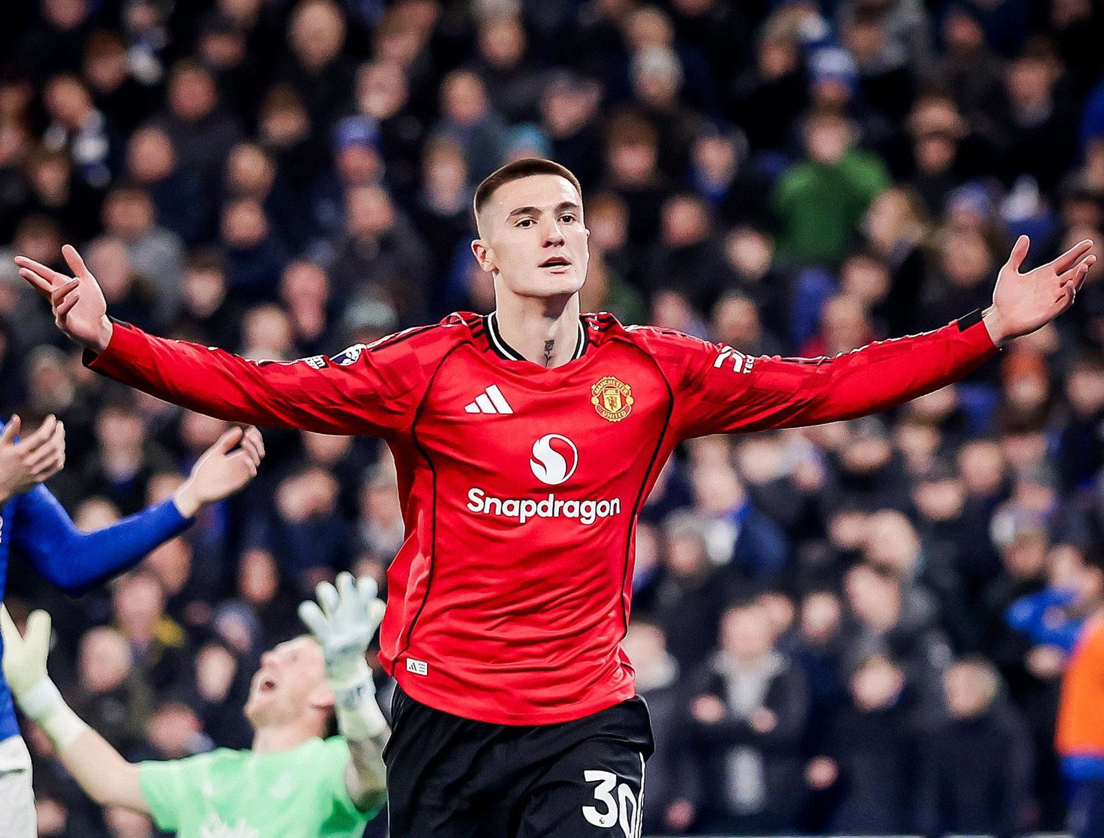 Mulai Rajin Nyekor, Benjamin Sesko Masih Belum Pasti Jadi Starter di MU 