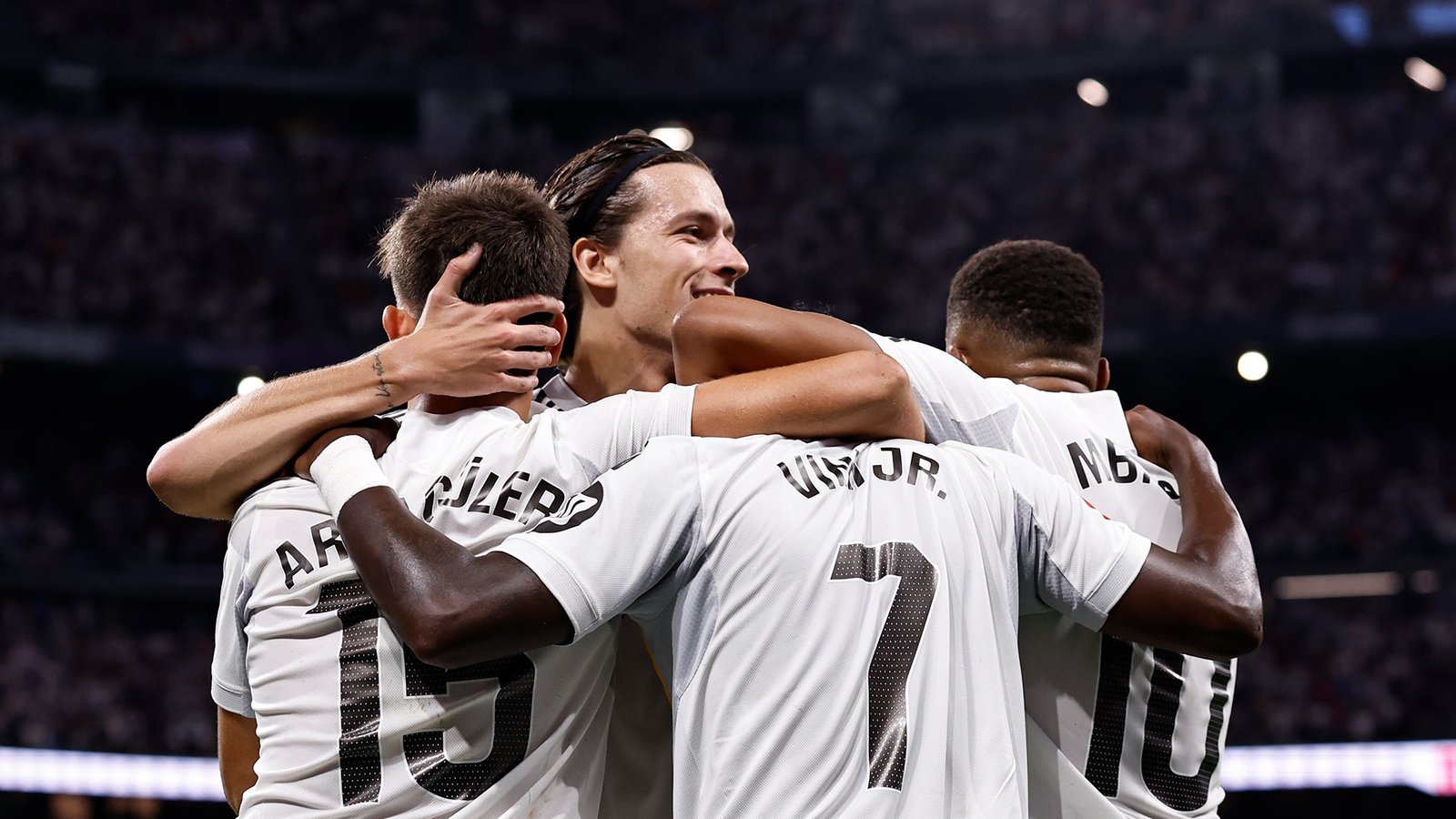 Link Nonton Siaran Langsung Liga Spanyol: Real Sociedad vs Real Madrid