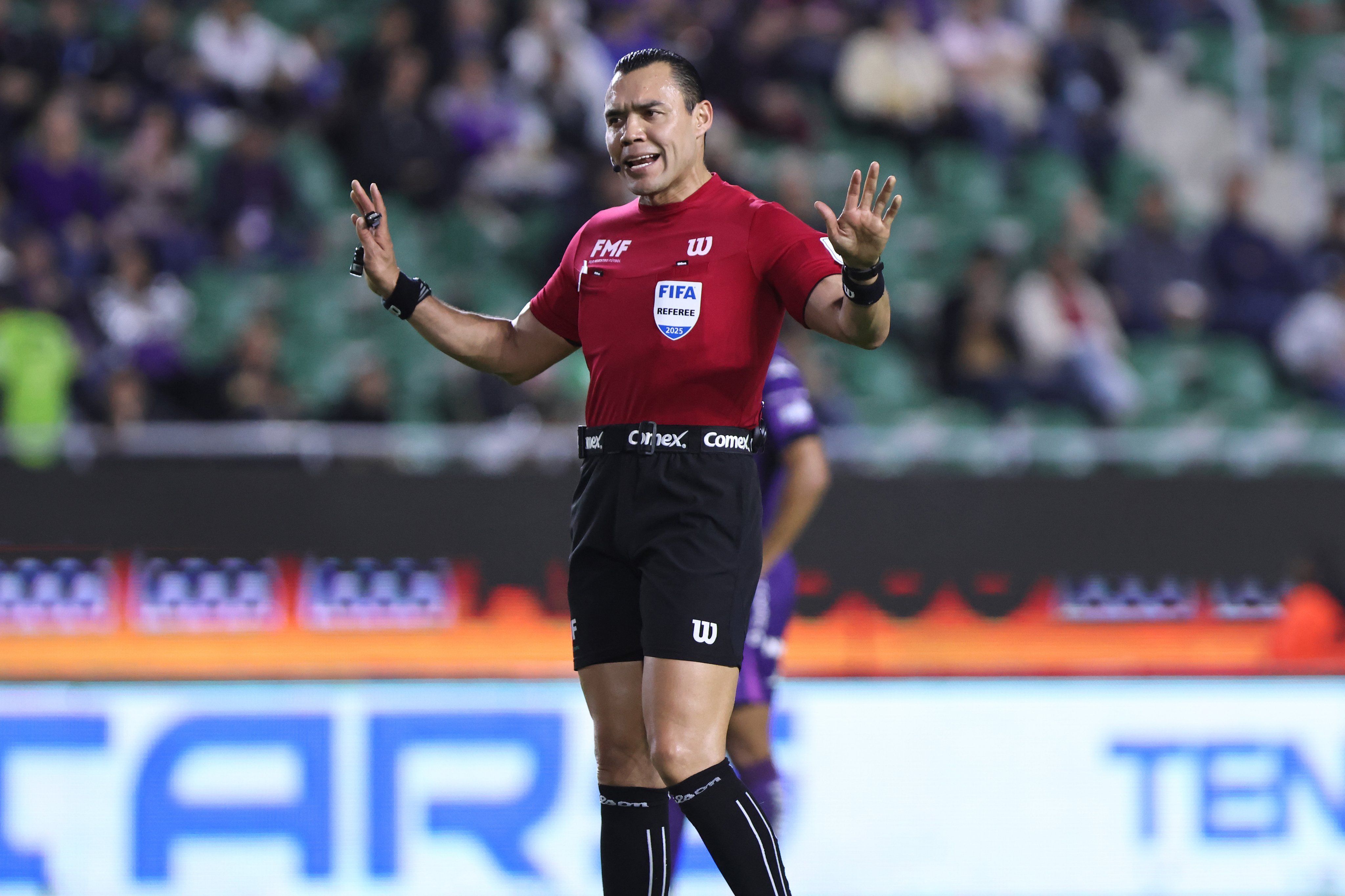 Langgar Aturan, Concacaf Kasih Hukuman untuk Wasit yang Meminta Jersey Lionel Messi