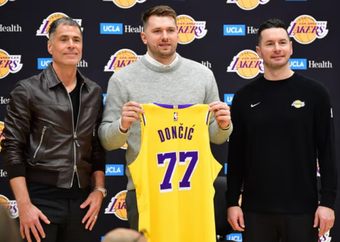 NBA: Kyrie Irving Masih Berduka Lihat Luka Doncic Tinggalkan Dallas Maverick untuk Gabung LA Lakers