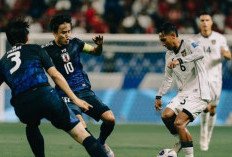  Kocak, Wataru Endo Sempat Tak Pecaya Nama Asli Beckham Putra Sebelum Tukar Jersey