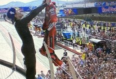 Hasil MotoGP San Marino: Seperti Balas Dendam, Marc Marquez Asapi Marco Bezzecchi untuk Rebut Juara