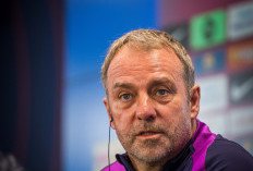 Ada Rahasia di Balik Obrolan Hansi Flick dan Wasit Atletico Madrid vs Barcelona