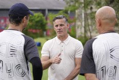 Ketika John Herdman Sambangi Markas Persija