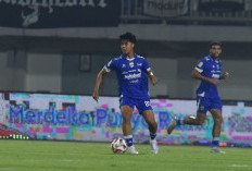 Debut Tak Disangka Nazriel Alfaro Bersama Persib