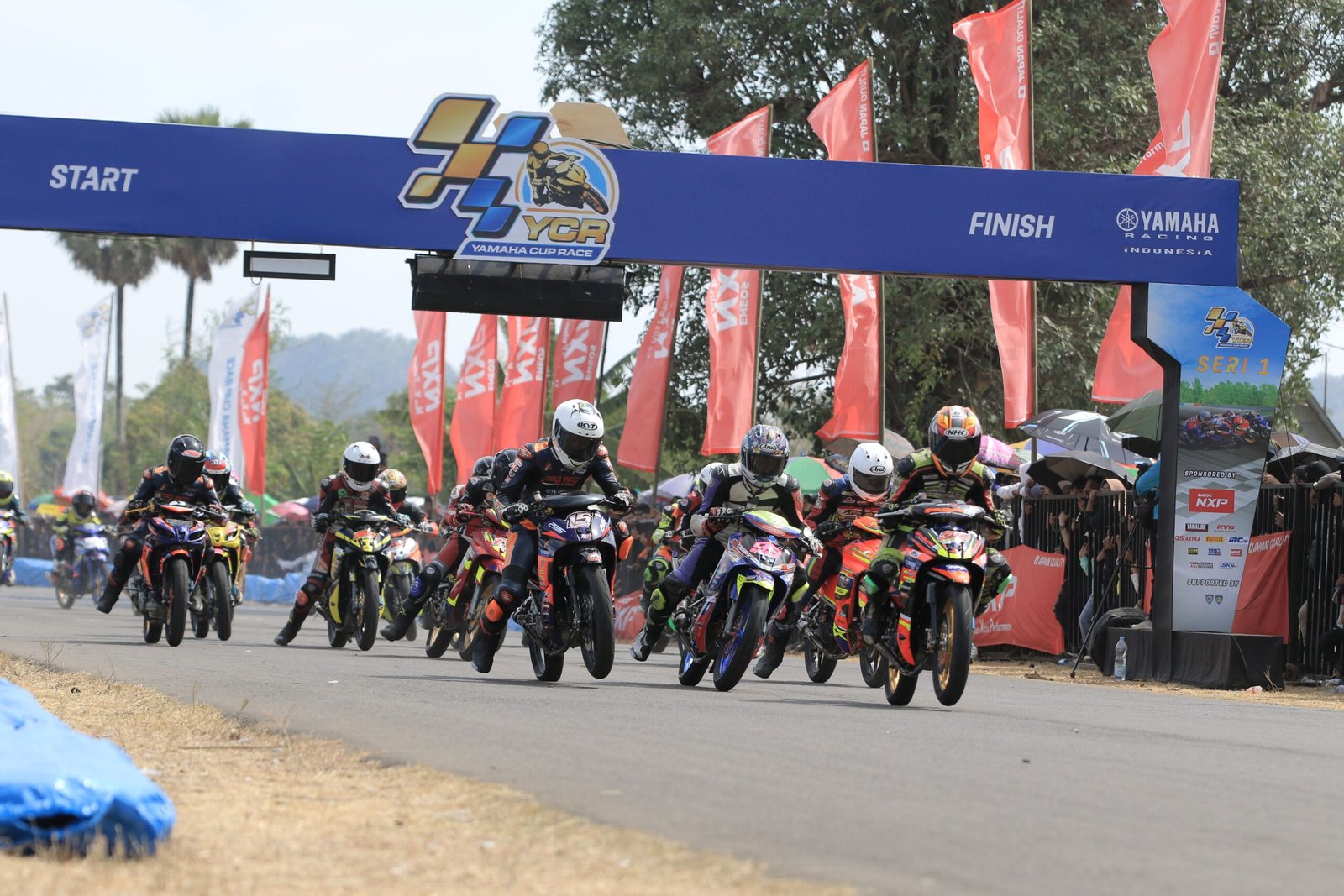 Tim Juara di UB150 ARRC 2024 Ikut Yamaha Cup Race Seri 3 di Semarang