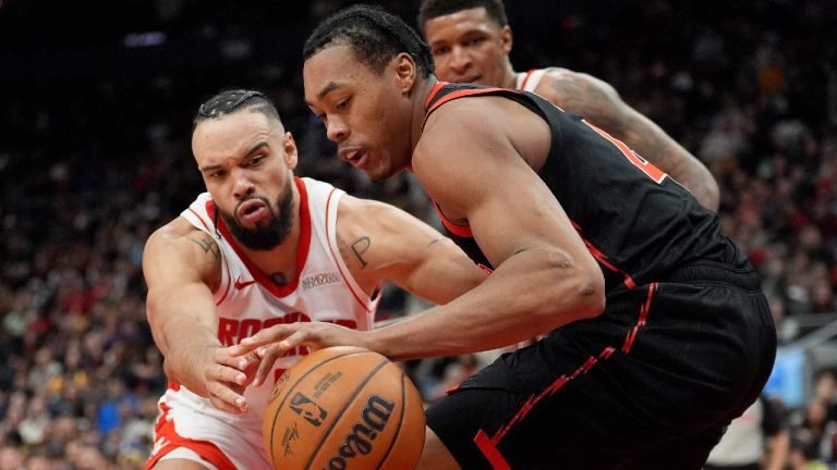 Mantap, Houston Rockets Akhiri Kutukan Tak Pernah Menang Lawan Toronto Raptors 