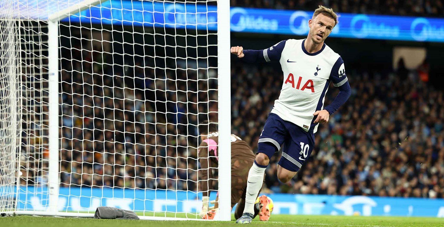 Cetak 2 Gol, James Maddison Menikmati Kemenangan 4-0 Tottenham Lawan Manchester City