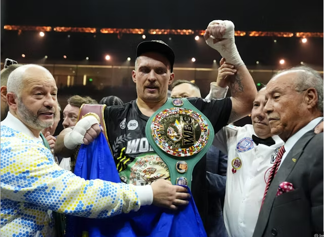 Kembali Kalahkan Tyson Fury, Oleksandr Usyk Pertahankan Gelar Juara Tinju Kelas Berat